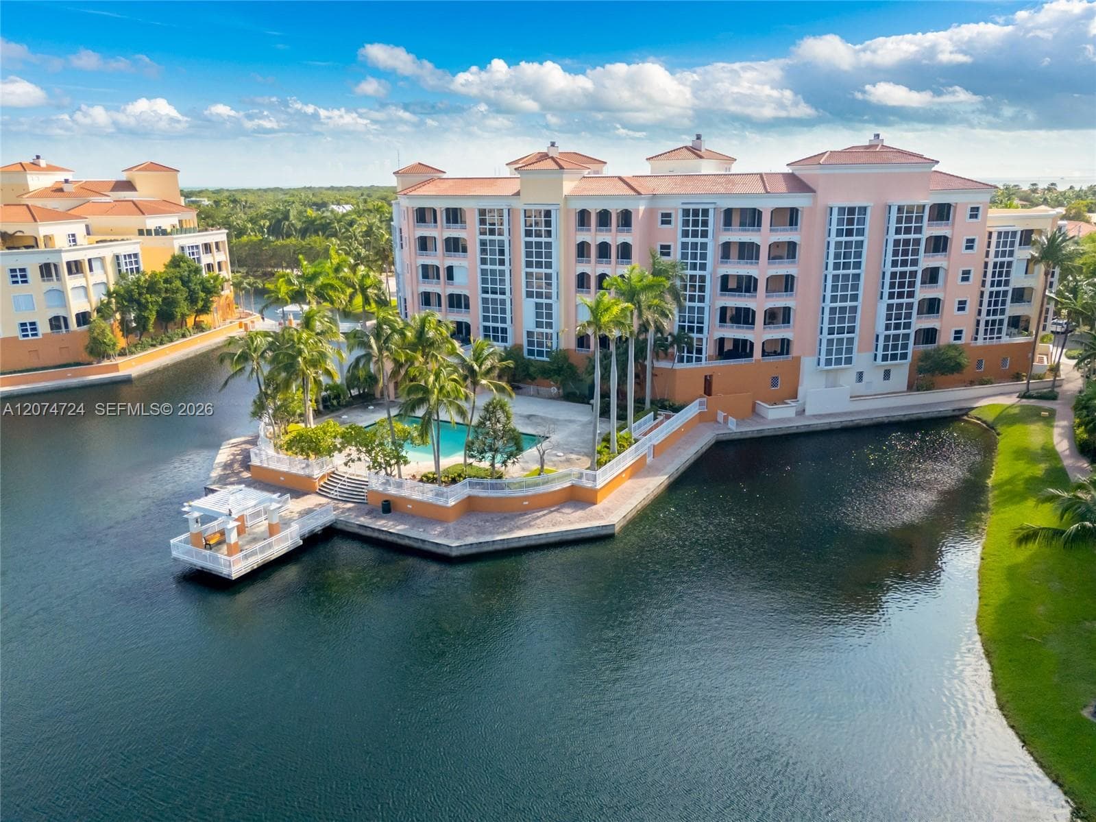 737 Crandon Blvd # 1, Key Biscayne FL 33149 - Key Biscayne, FL - Photo 1