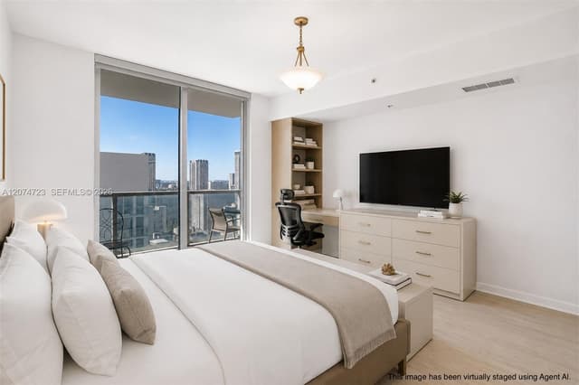 253 NE 2nd St # 3104, Miami FL 33132 - Miami, FL - Photo 3