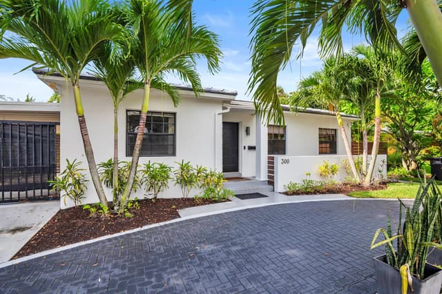 300 35th Street, West Palm Beach FL 33407 - West Palm Beach, FL - Photo 3