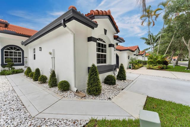 8255 Via Bella, Boca Raton FL 33496 - Boca Raton, FL - Photo 4