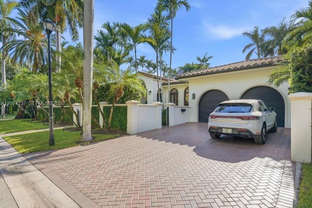 2532 NW Lake Ave, Miami Beach FL 33140 - Miami Beach, FL - Photo 2