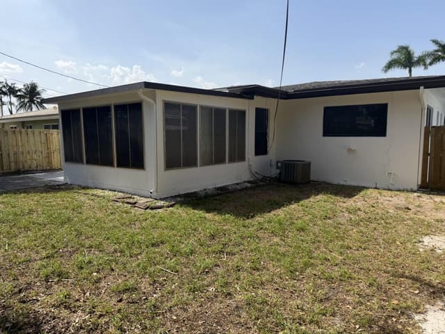 80 NE 48TH Street, Oakland Park FL 33334 - Oakland Park, FL - Photo 2