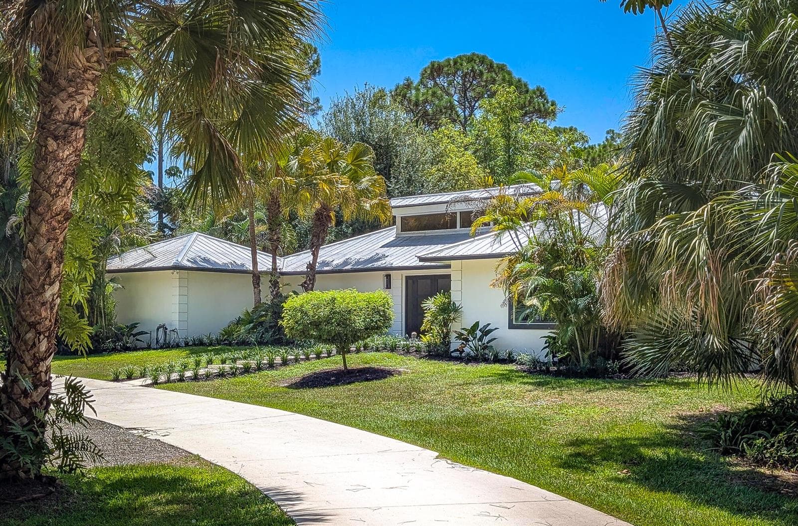 8166 150th Court N, Palm Beach Gardens FL 33418 - Palm Beach Gardens, FL - Photo 1