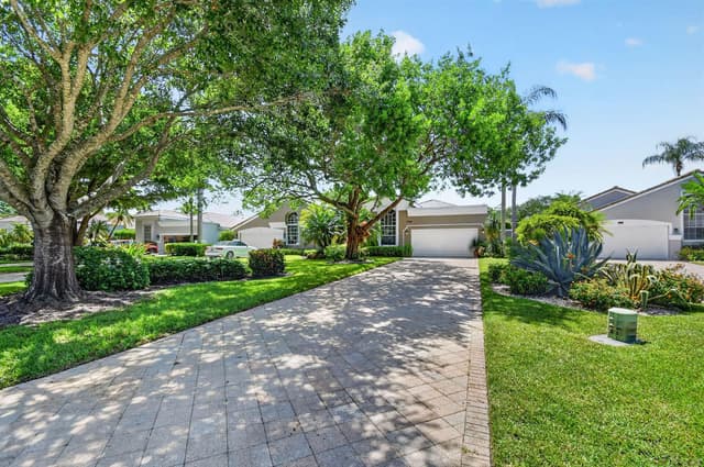 4758 CARLTON GOLF Drive, Lake Worth FL 33449 - Lake Worth, FL - Photo 3