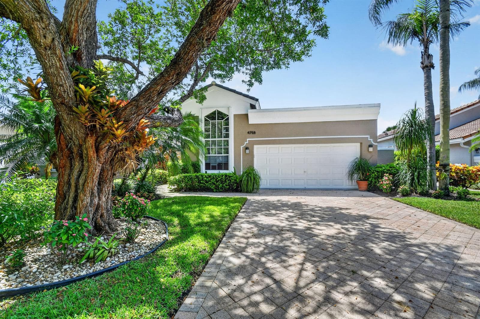 4758 CARLTON GOLF Drive, Lake Worth FL 33449 - Lake Worth, FL - Photo 1