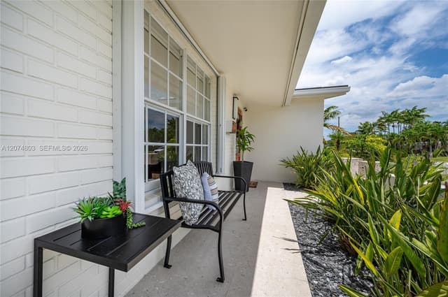 9441 SW 52nd Ter, Miami FL 33165 - Miami, FL - Photo 3