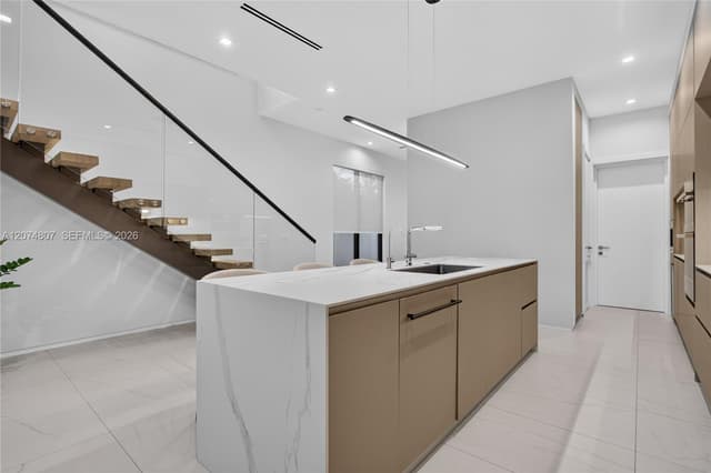 1404 NE 5th STREET, Fort Lauderdale FL 33301 - Fort Lauderdale, FL - Photo 7