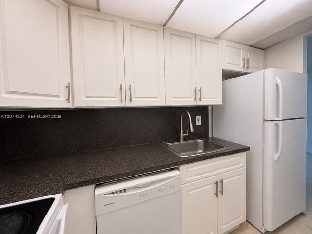 4855 NW 7th St # 6, Miami FL 33126 - Miami, FL - Photo 2