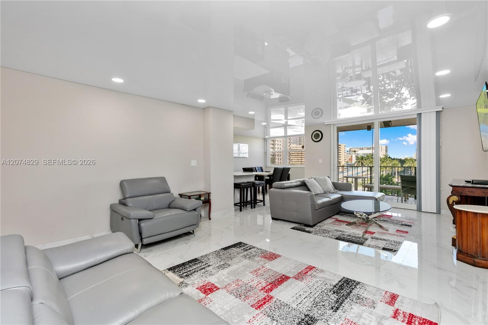 1880 S Ocean Dr # 406, Hallandale Beach FL 33009 - Hallandale Beach, FL - Photo 1
