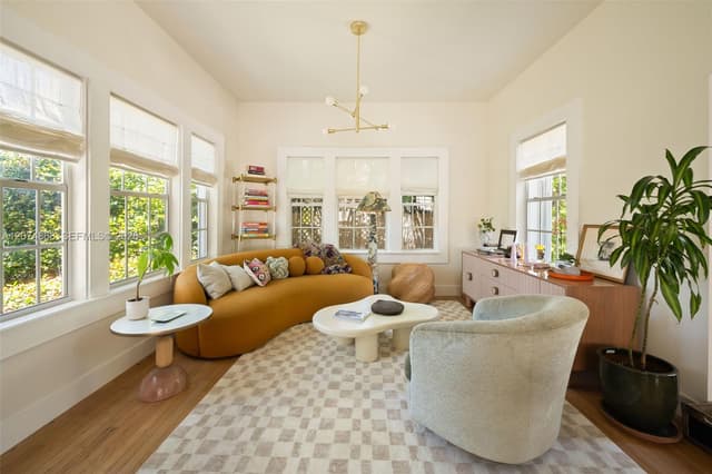 524 W 47th St, Miami Beach FL 33140 - Miami Beach, FL - Photo 3