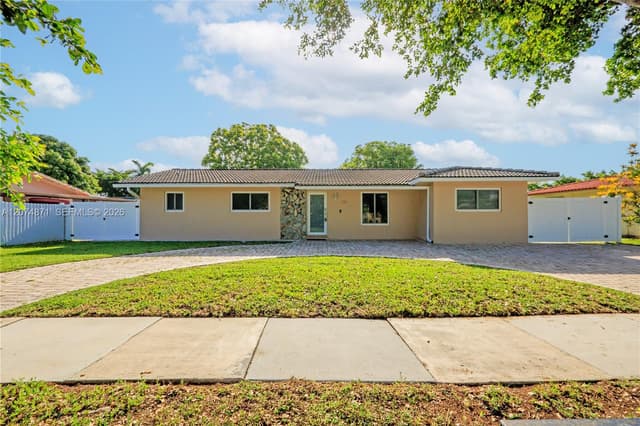 225 SW 102nd Pl, Sweetwater FL 33174 - Sweetwater, FL - Photo 5