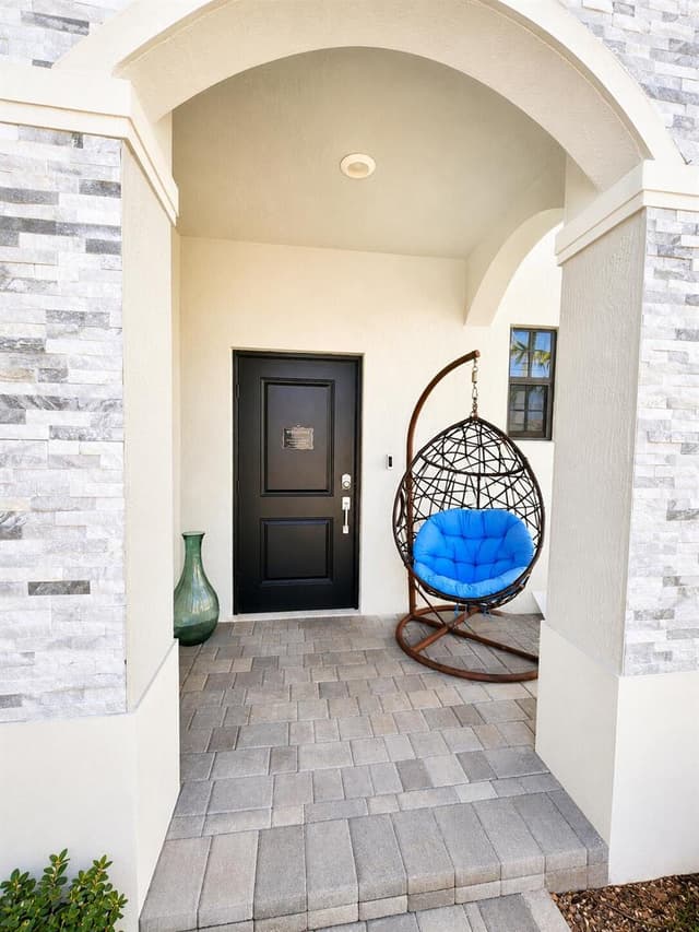 424 NW 203RD Terrace, Miami Gardens FL 33169 - Miami Gardens, FL - Photo 2