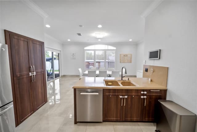 4916 SW 38TH Way, Hollywood FL 33312 - Hollywood, FL - Photo 5