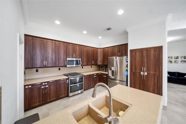 4916 SW 38TH Way, Hollywood FL 33312 - Hollywood, FL - Photo 4