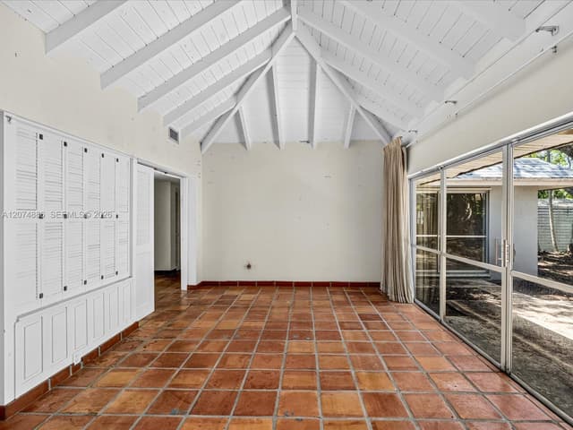 5710 SW 89th Ave, Miami FL 33173 - Miami, FL - Photo 7