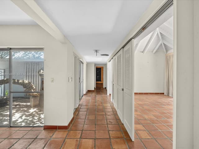 5710 SW 89th Ave, Miami FL 33173 - Miami, FL - Photo 3
