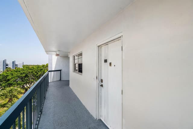 6500 NW 2ND Avenue # 513, Boca Raton FL 33487 - Boca Raton, FL - Photo 7