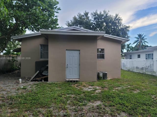 1120 NE 111th St, Miami FL 33161 - Miami, FL - Photo 6