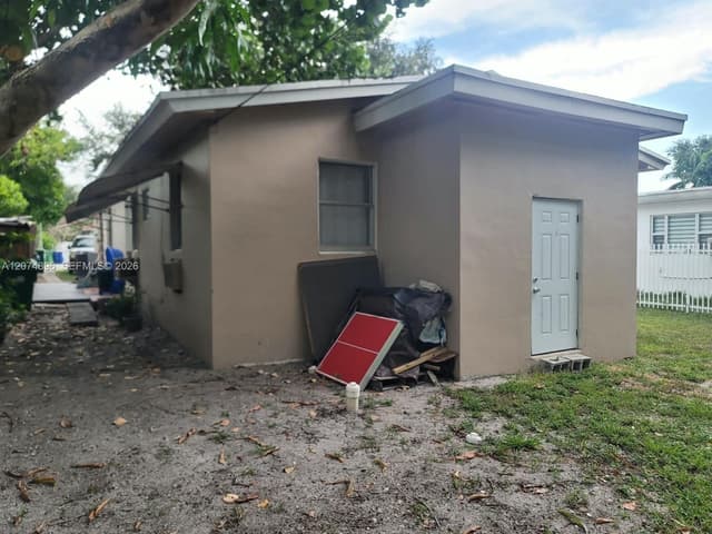 1120 NE 111th St, Miami FL 33161 - Miami, FL - Photo 7