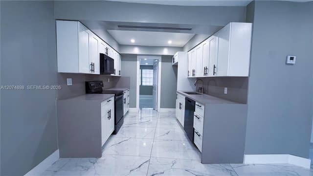 515 S 61st Ter, Hollywood FL 33023 - Hollywood, FL - Photo 5