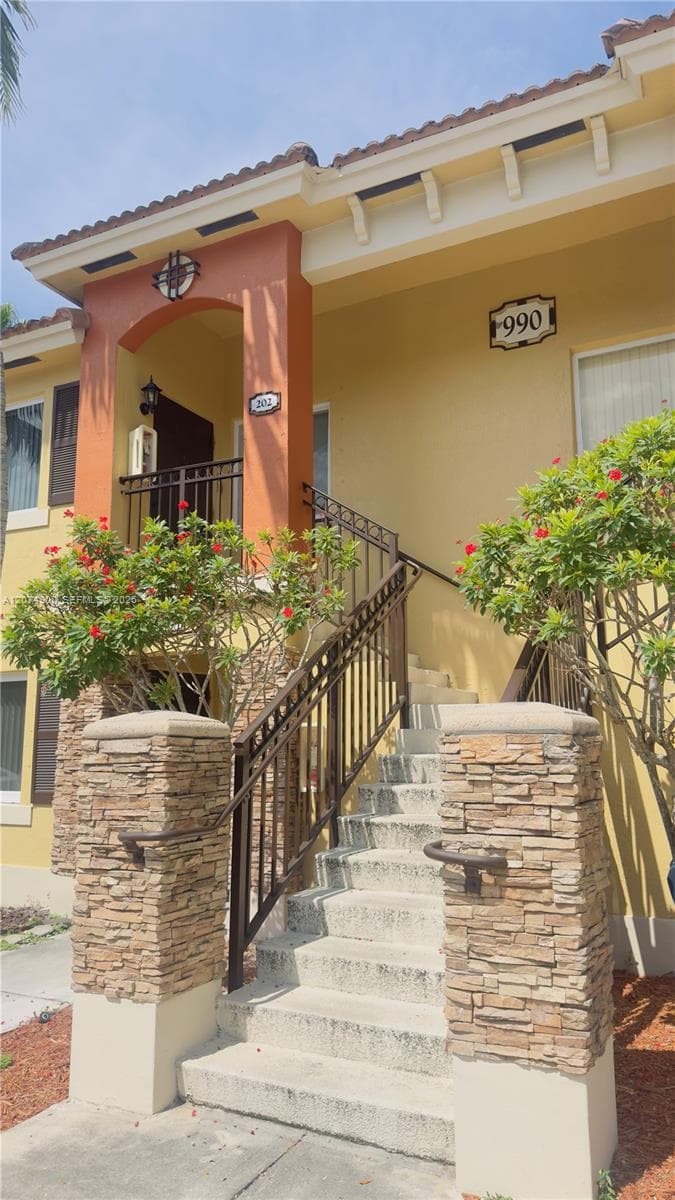 990 NE 33rd Ter # 202, Homestead FL 33033 - Homestead, FL - Photo 1