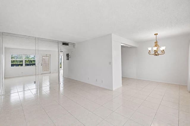 3026 Rexford B, Boca Raton FL 33434 - Boca Raton, FL - Photo 6