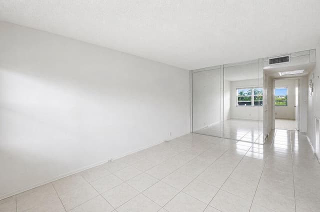 3026 Rexford B, Boca Raton FL 33434 - Boca Raton, FL - Photo 5