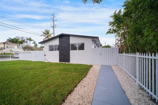2388-2390 NE 173rd St, North Miami Beach FL 33160 - North Miami Beach, FL - Photo 2