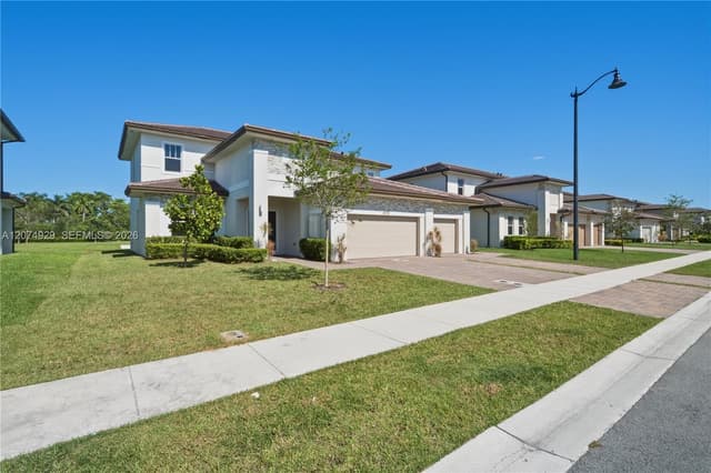 4372 SW 122nd Ter, Davie FL 33330 - Davie, FL - Photo 4