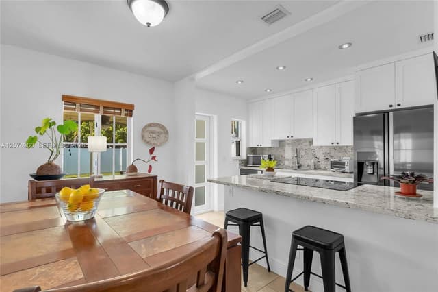 6387 SW 42nd St, South Miami FL 33155 - South Miami, FL - Photo 5