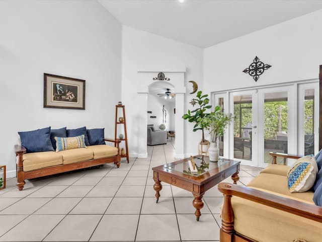 420 NW 188TH Terrace, Pembroke Pines FL 33029 - Pembroke Pines, FL - Photo 7