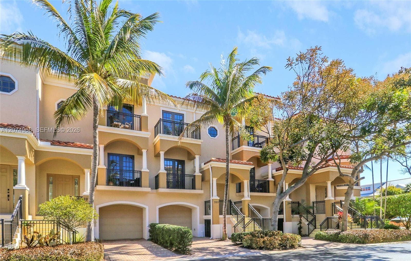 703 Del Sol Cir # 703, Tequesta FL 33469 - Tequesta, FL - Photo 1