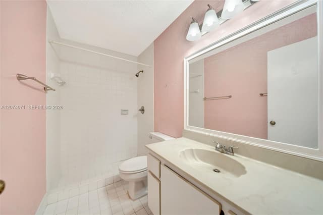 5223 E Gate Lake Rd # 5223, Tamarac FL 33319 - Tamarac, FL - Photo 3