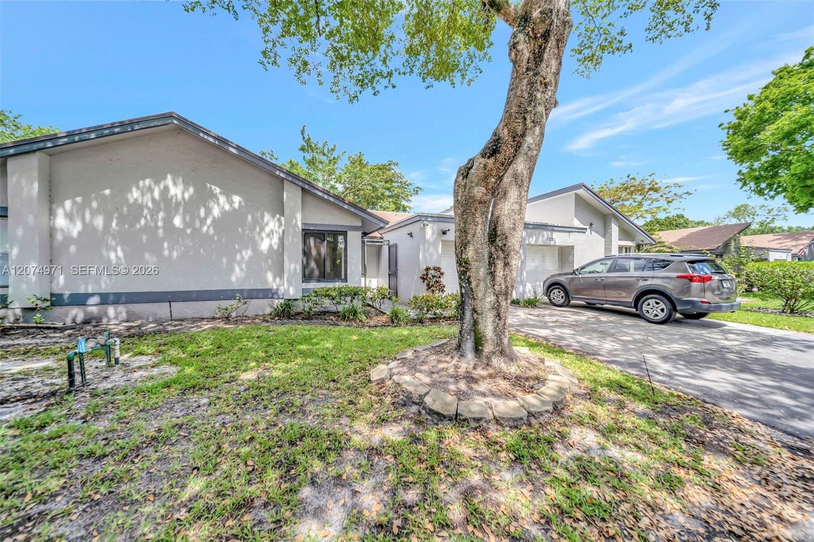 5223 E Gate Lake Rd # 5223, Tamarac FL 33319 - Tamarac, FL - Photo 1
