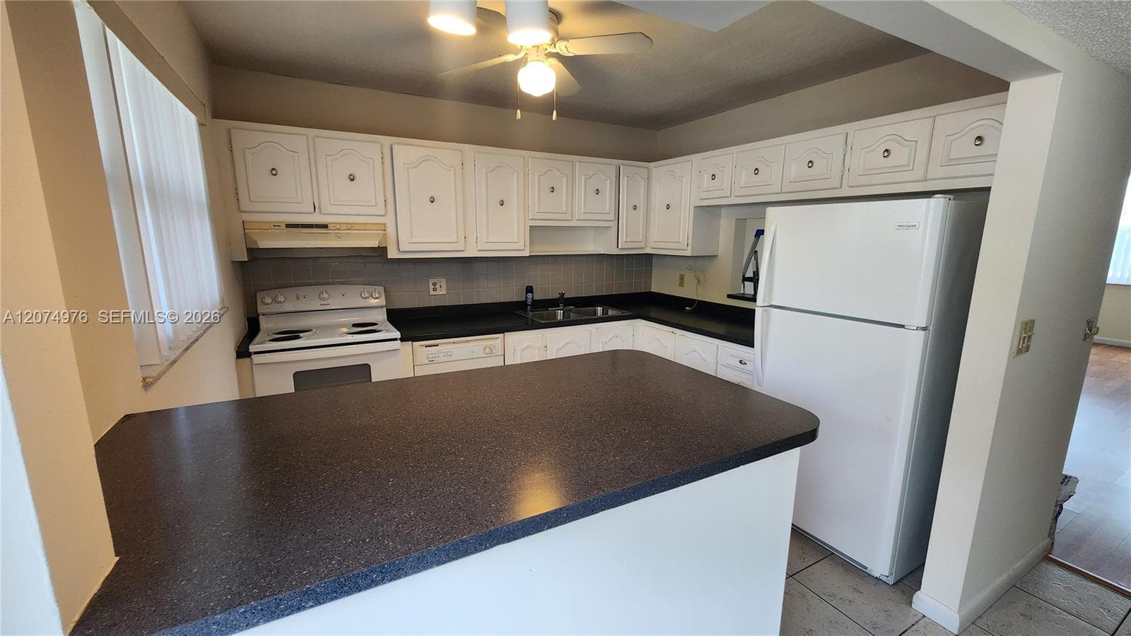6550 Royal Palm Blvd # 112A, Margate FL 33063 - Margate, FL - Photo 1