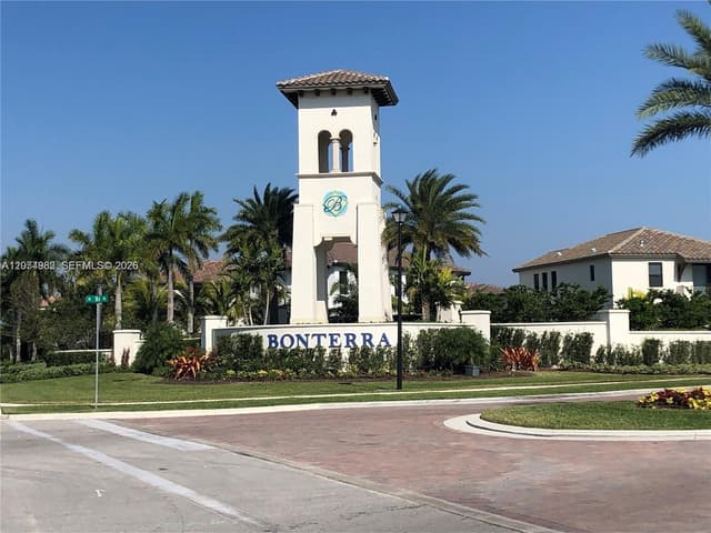 3564 W 97th St, Hialeah FL 33018 - Hialeah, FL - Photo 2