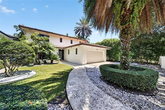 1043 Alfonso Ave, Coral Gables FL 33146 - Coral Gables, FL - Photo 3