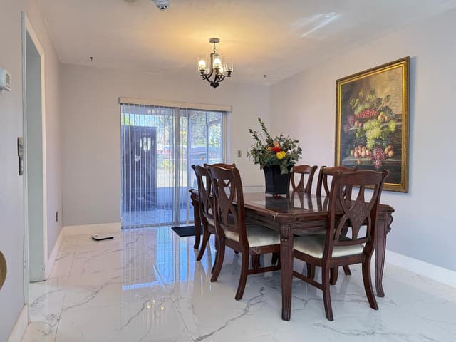 7201 MCKINLEY Street, Hollywood FL 33024 - Hollywood, FL - Photo 2