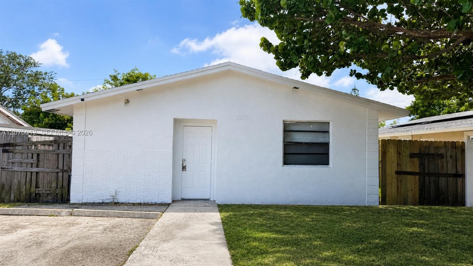 2250 NW 4th Ct, Pompano Beach FL 33069 - Pompano Beach, FL - Photo 1