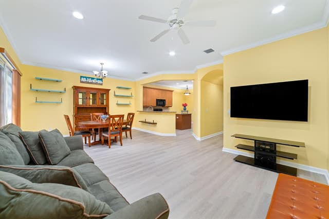 128 W Prive Circle, Delray Beach FL 33445 - Delray Beach, FL - Photo 7