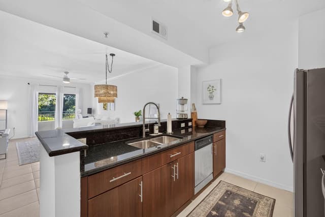 4905 Midtown Lane # 2211, Palm Beach Gardens FL 33418 - Palm Beach Gardens, FL - Photo 5