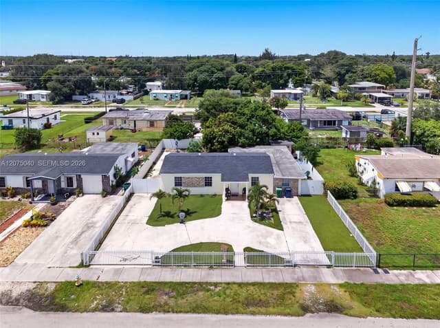 15850 NW 18th Pl, Miami Gardens FL 33054 - Miami Gardens, FL - Photo 3