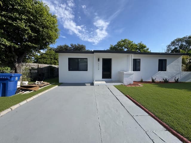 1119 NW 11th Ct, Fort Lauderdale FL 33311 - Fort Lauderdale, FL - Photo 2