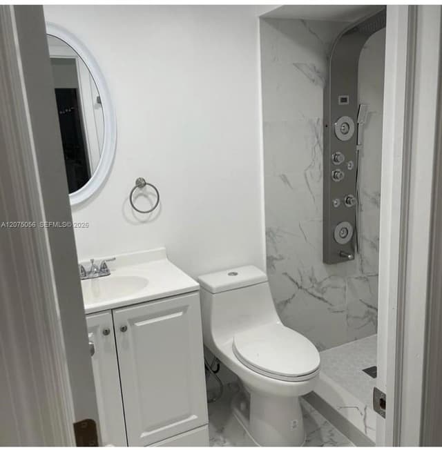 861 NE 1st Pl, Hialeah FL 33010 - Hialeah, FL - Photo 2