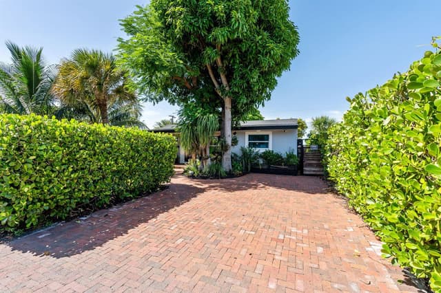 507 MINNESOTA Street, Lantana FL 33462 - Lantana, FL - Photo 2