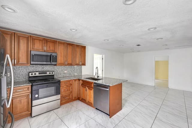 4389 BELLEWOOD Street, Palm Beach Gardens FL 33410 - Palm Beach Gardens, FL - Photo 7