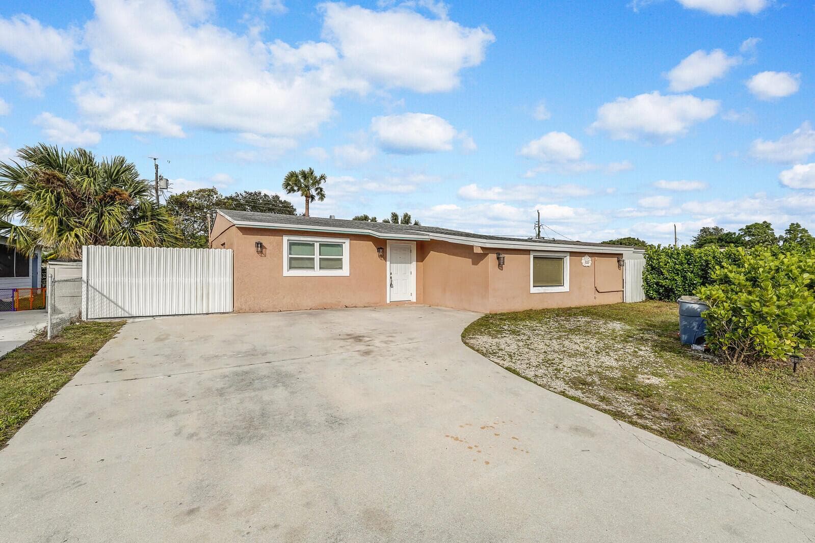 4389 BELLEWOOD Street, Palm Beach Gardens FL 33410 - Palm Beach Gardens, FL - Photo 1
