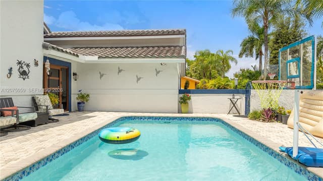 801 Mockingbird Ln, Plantation FL 33324 - Plantation, FL - Photo 3