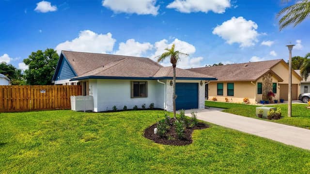 2390 NW 15TH Street NW, Delray Beach FL 33445 - Delray Beach, FL - Photo 2