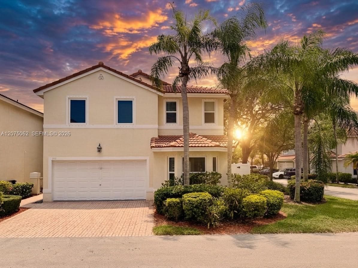 1140 Oysterwood St, Hollywood FL 33019 - Hollywood, FL - Photo 1